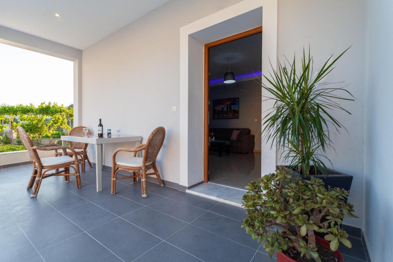 Apartmán Garden House Kremastí Exteriér fotografie